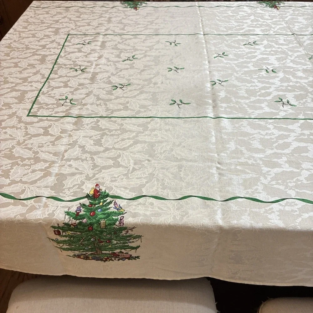 Spode Christmas Tree Tablecloth 56 x 100